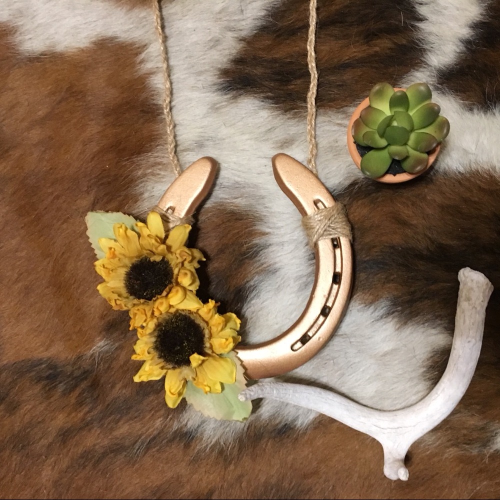 Rose Gold Sunflower Lucky Horseshoe Decor
